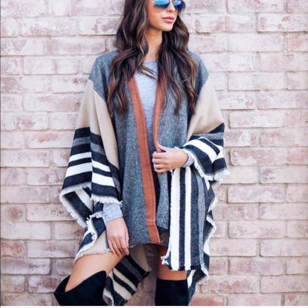 VICI Yorkshire Color Block Poncho